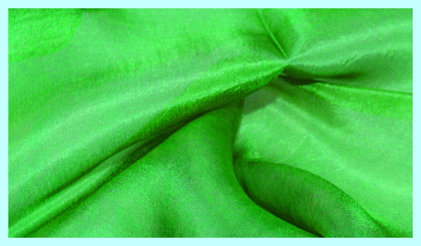 Filges zijde 22 g/m² 90x90cm gezoomd - groen image