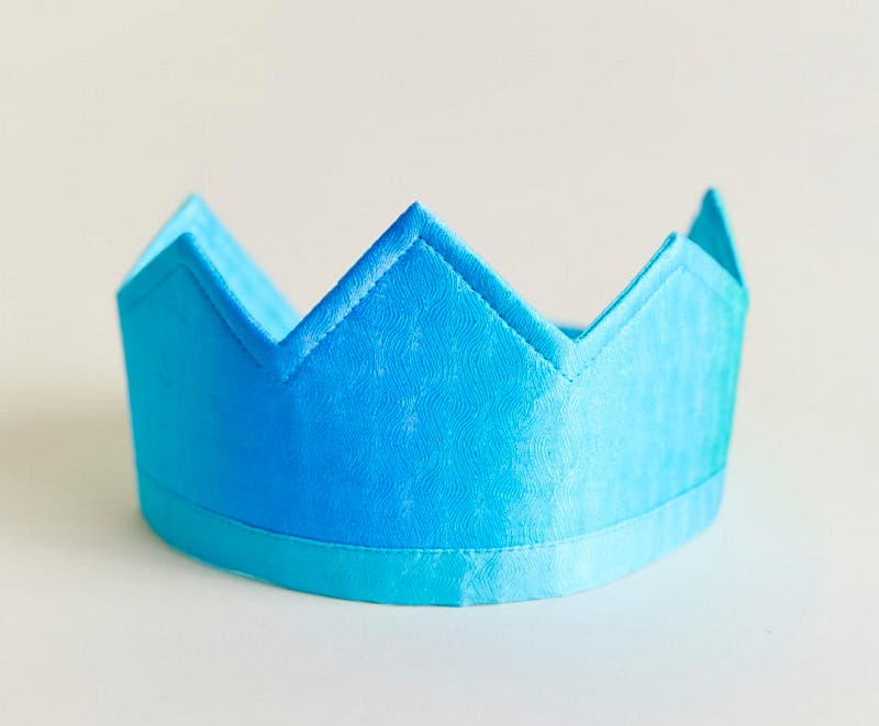Sarah's Silks Reversible Silk Crown – Sea/Turquoise image